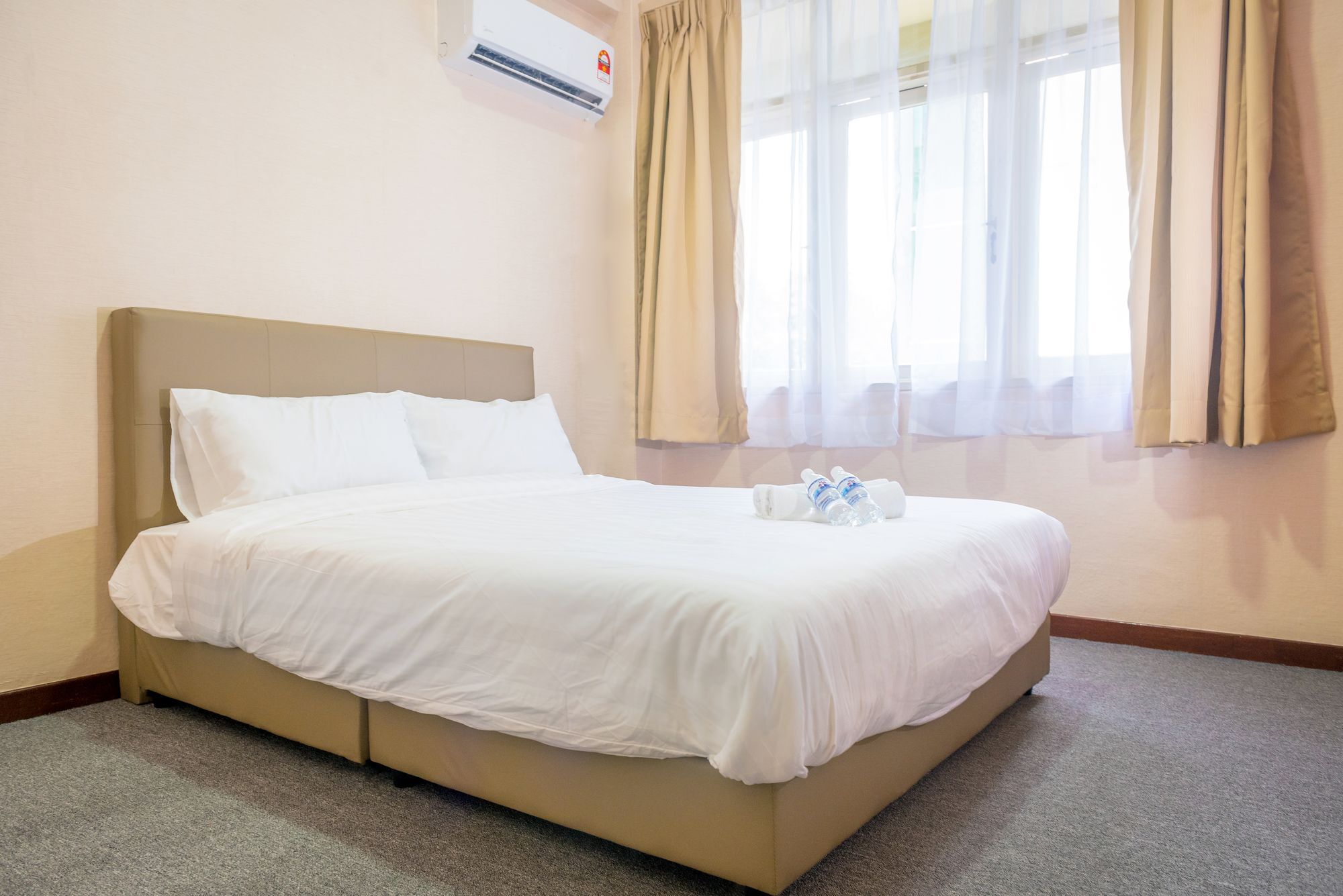 Spot On 89645 Ong'S Court Hotel George Town Ngoại thất bức ảnh