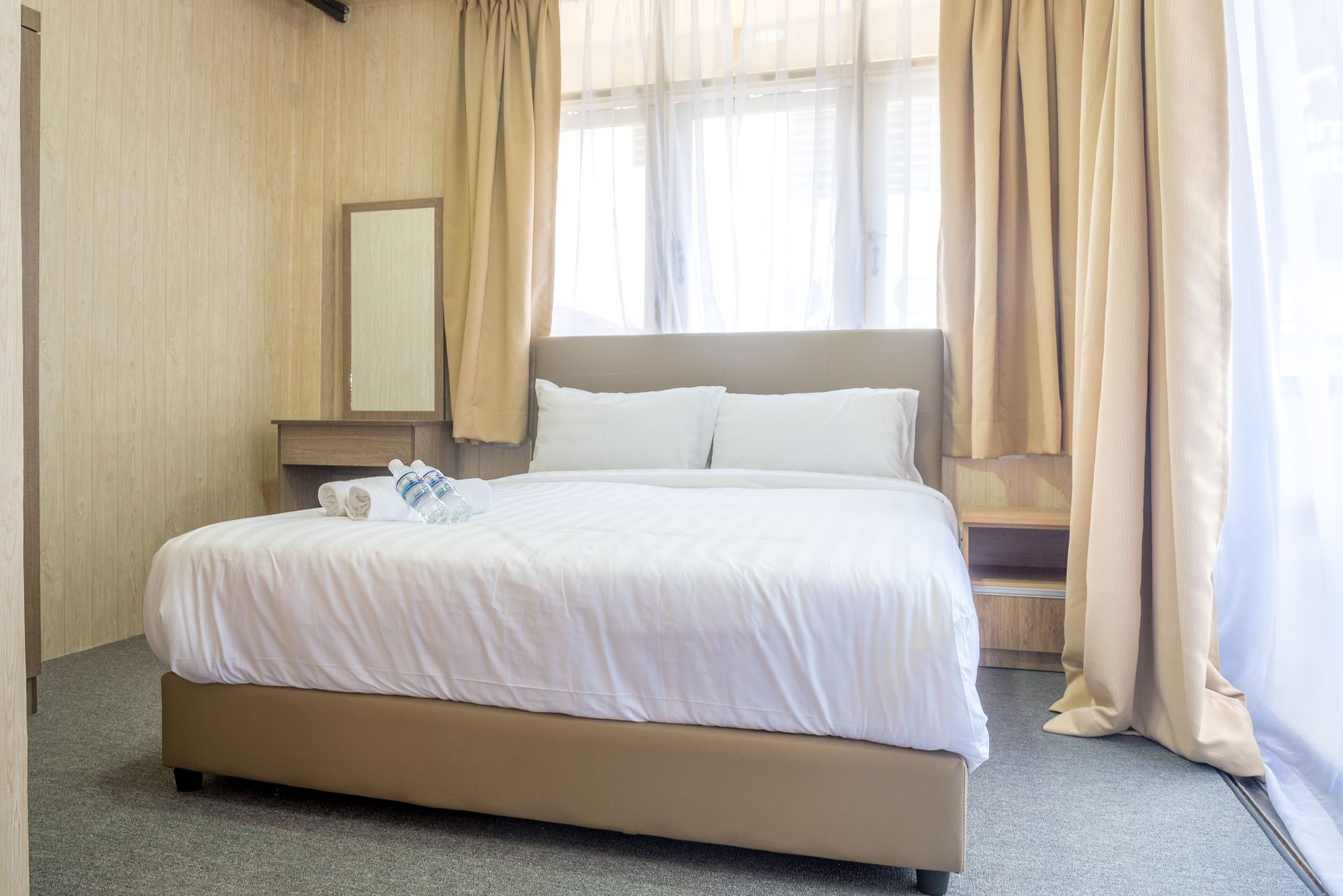 Spot On 89645 Ong'S Court Hotel George Town Ngoại thất bức ảnh