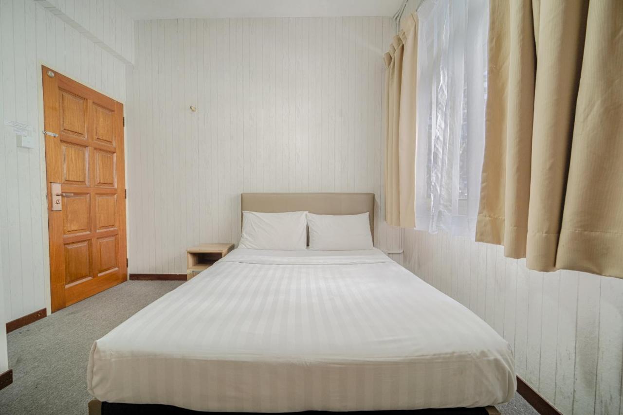 Spot On 89645 Ong'S Court Hotel George Town Ngoại thất bức ảnh